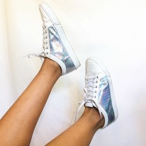 REFLECTIVE WHITE AND SILVER SNEAKERS